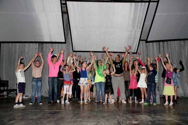 Танец арива: как разучить?