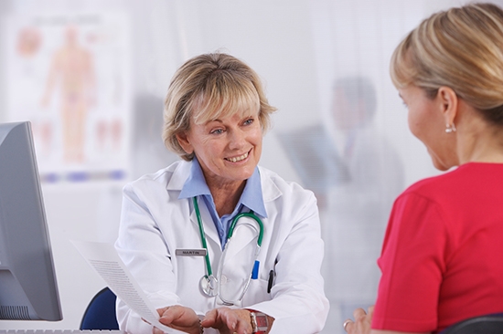 Довольно часто появляются прыщи на спине у мужчин