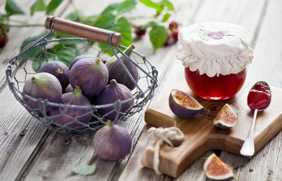 Молоко с инжиром от кашля: рецепт
