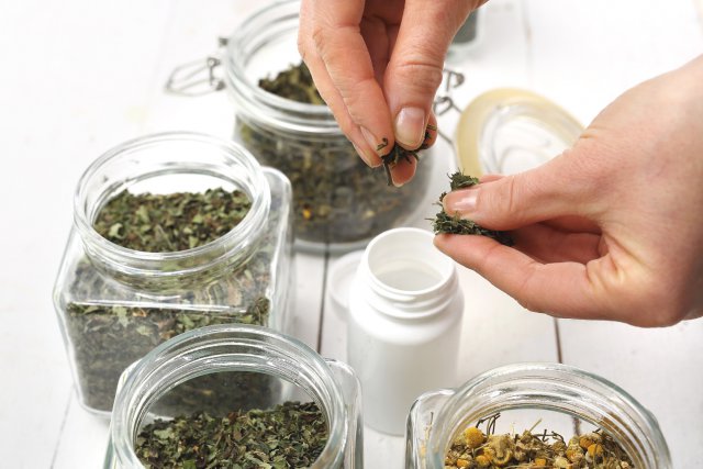 Сухие травы