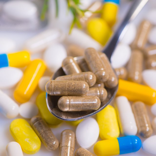 Таблетки и капсулы