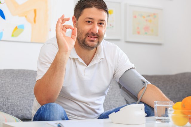 Контроль АД